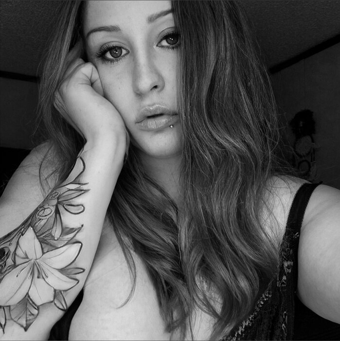 Lilyevans97 (@lilyevans97), OnlyFans creator
