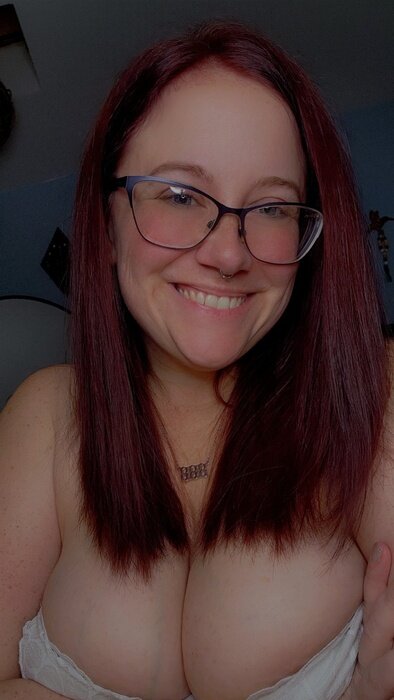 Lily (@lilyjade888), OnlyFans creator
