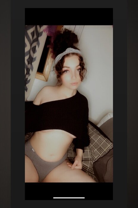 Lilyofthevalley1322 (@lilyofthevalley1322), OnlyFans creator