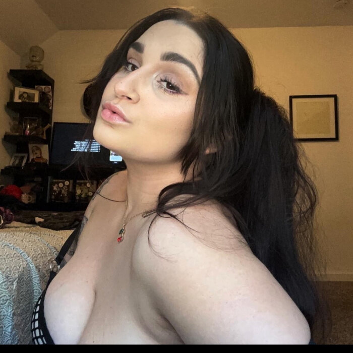 Linaxbaby (@linaxbaby), OnlyFans creator