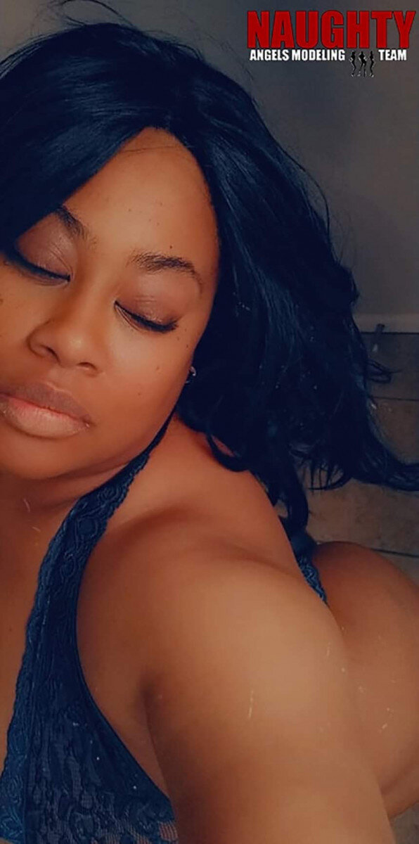 Lingerieangels (@lingerieangels), OnlyFans creator