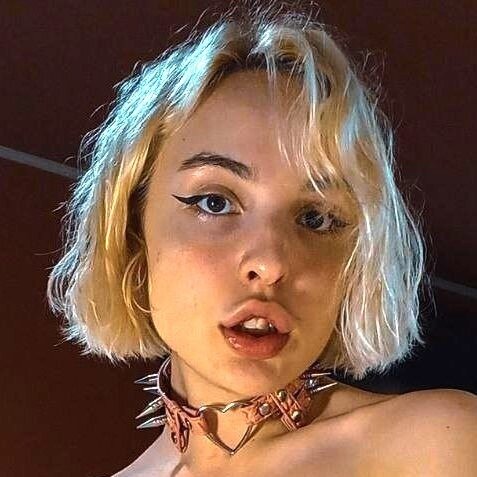 Lisatit (@lisatit), OnlyFans creator