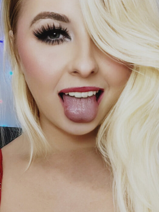 Lisharosexoxo (@lisharosexoxo), OnlyFans creator