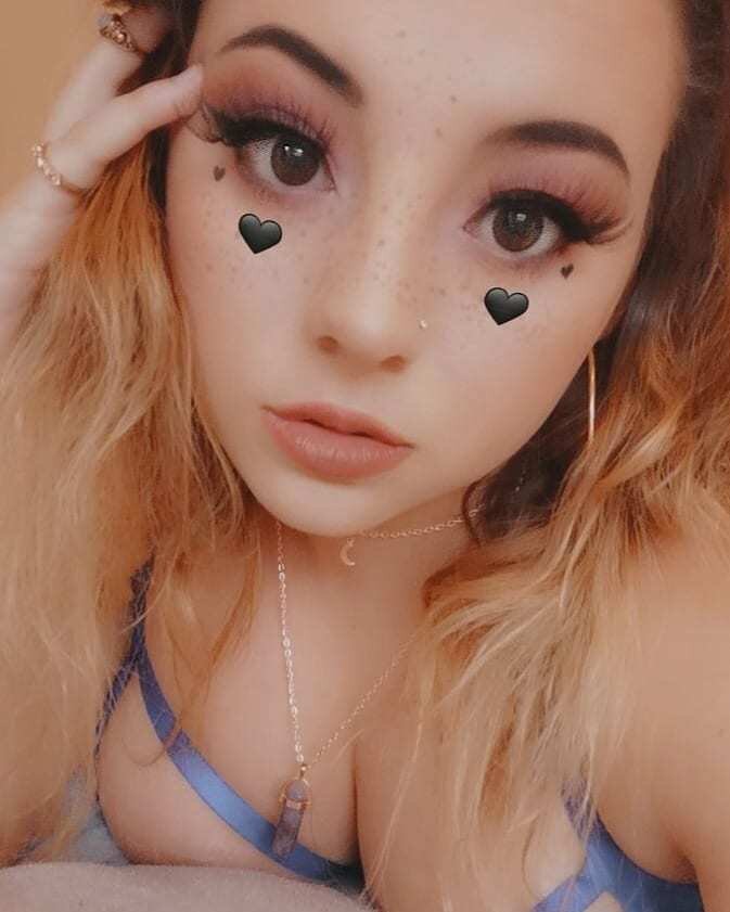 Littleandh (@littleandh), OnlyFans creator