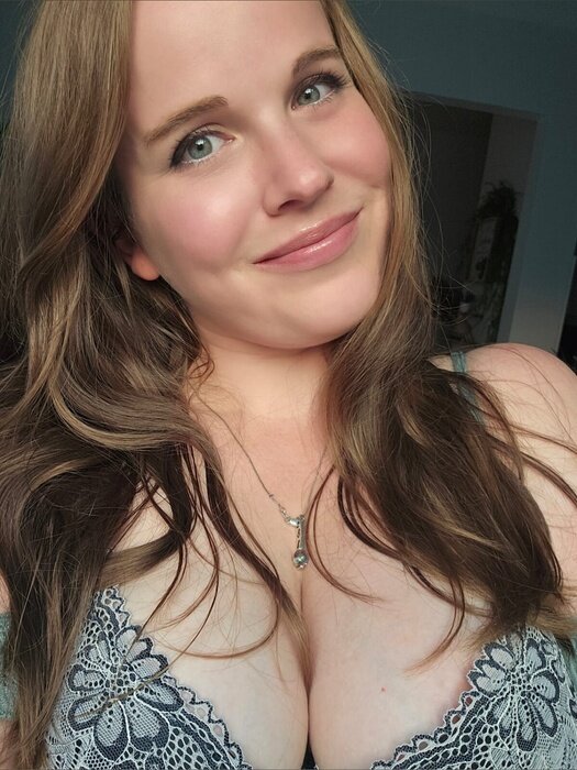 Littlejx3vip (@littlejx3_vip), OnlyFans creator