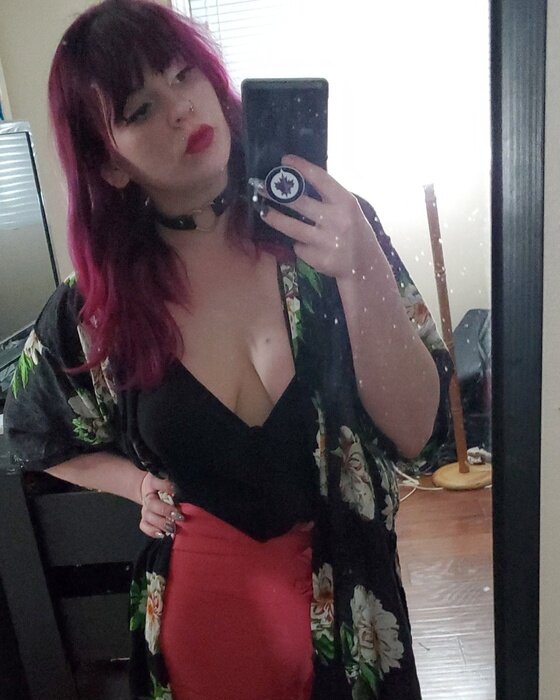 Littlemissmurder (@littlemissmurder), OnlyFans creator