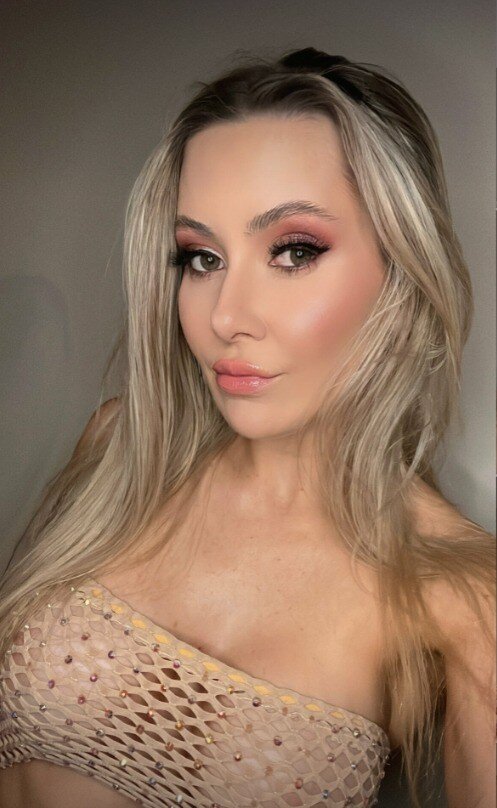 Littlewunn (@littlewunn), OnlyFans creator