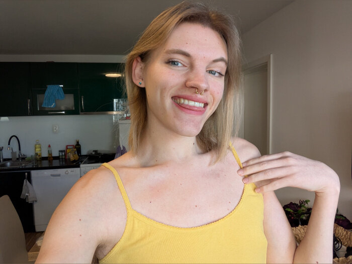 Liv (@liv_belle), OnlyFans creator