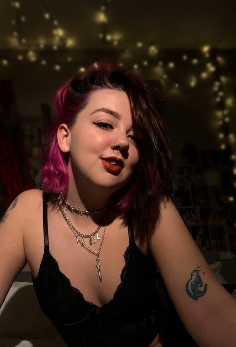 Livewxre (@livewxre), OnlyFans creator