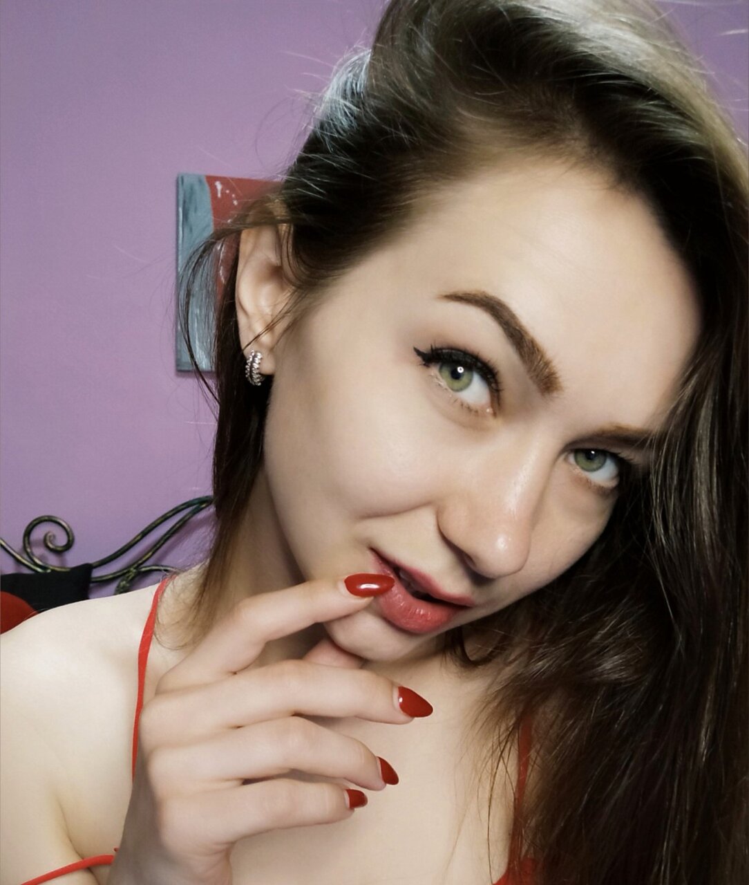 Lizaswanfree (@lizaswanfree), OnlyFans creator