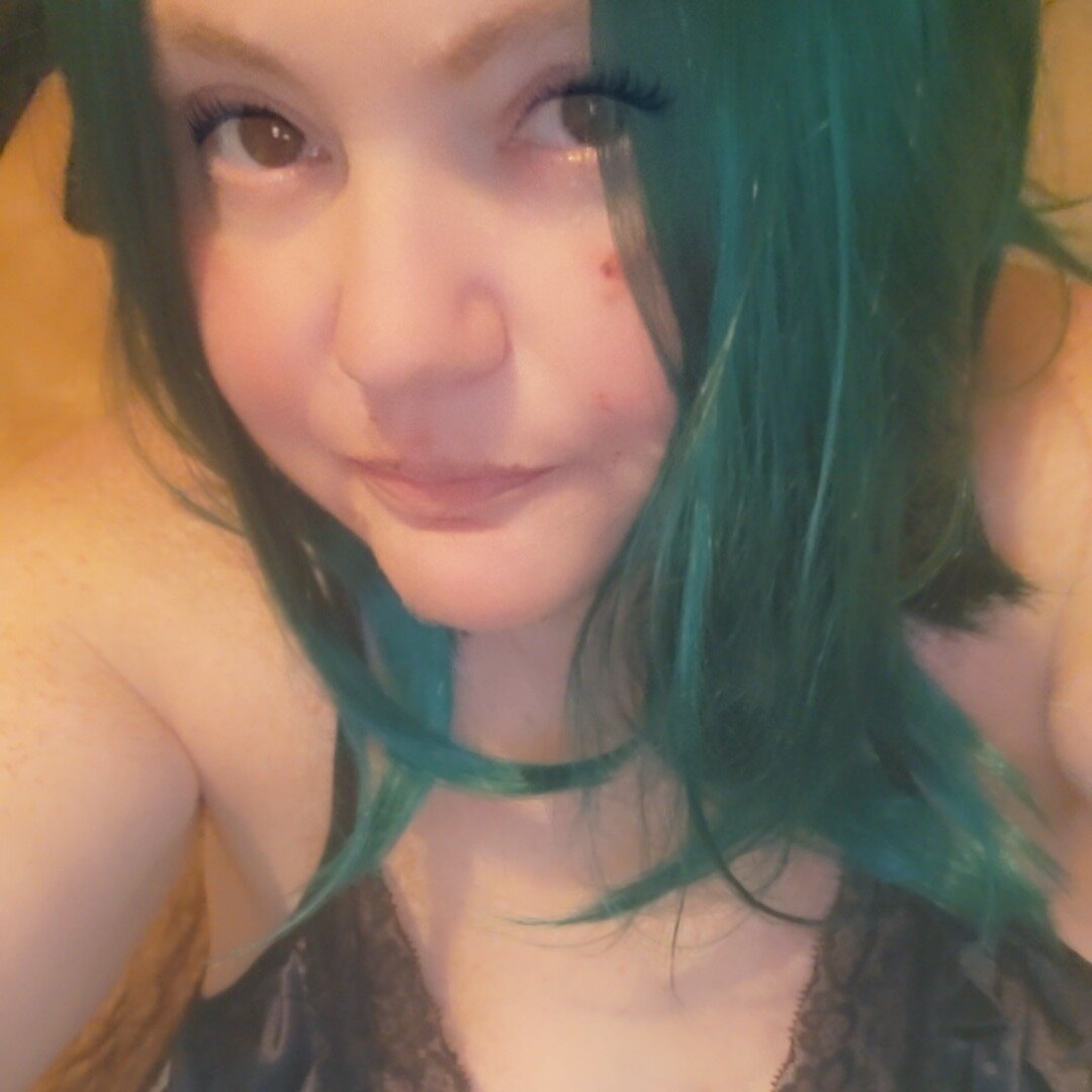 Lizmagicallydeclious (@lizmagicallydeclious), OnlyFans creator