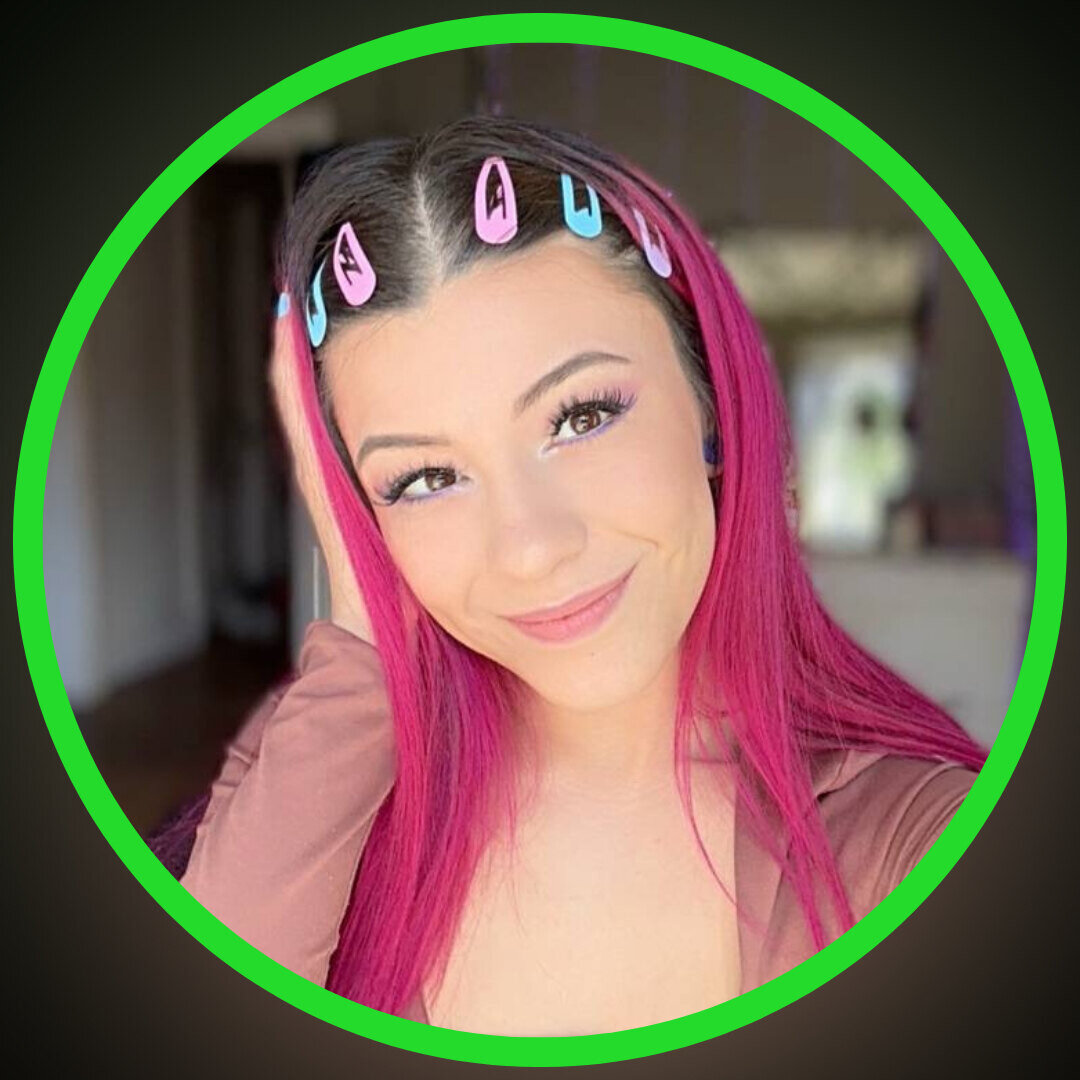 Lizzyhazefree (@lizzyhazefree), OnlyFans creator