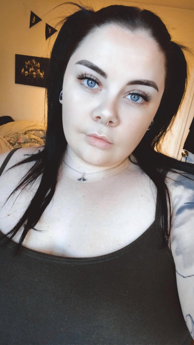 Lizzyluxe (@lizzyluxe), OnlyFans creator