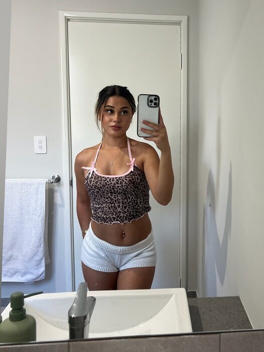 Llatina (@llatina), OnlyFans creator