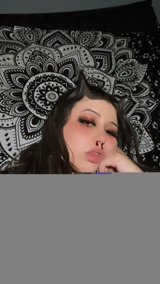Lolaamoon (@lolaa_moon), OnlyFans creator
