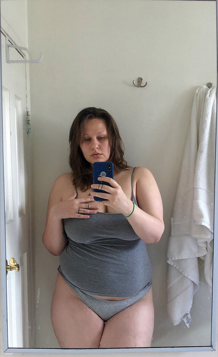 Lolalacroix (@lolalacroix), OnlyFans creator