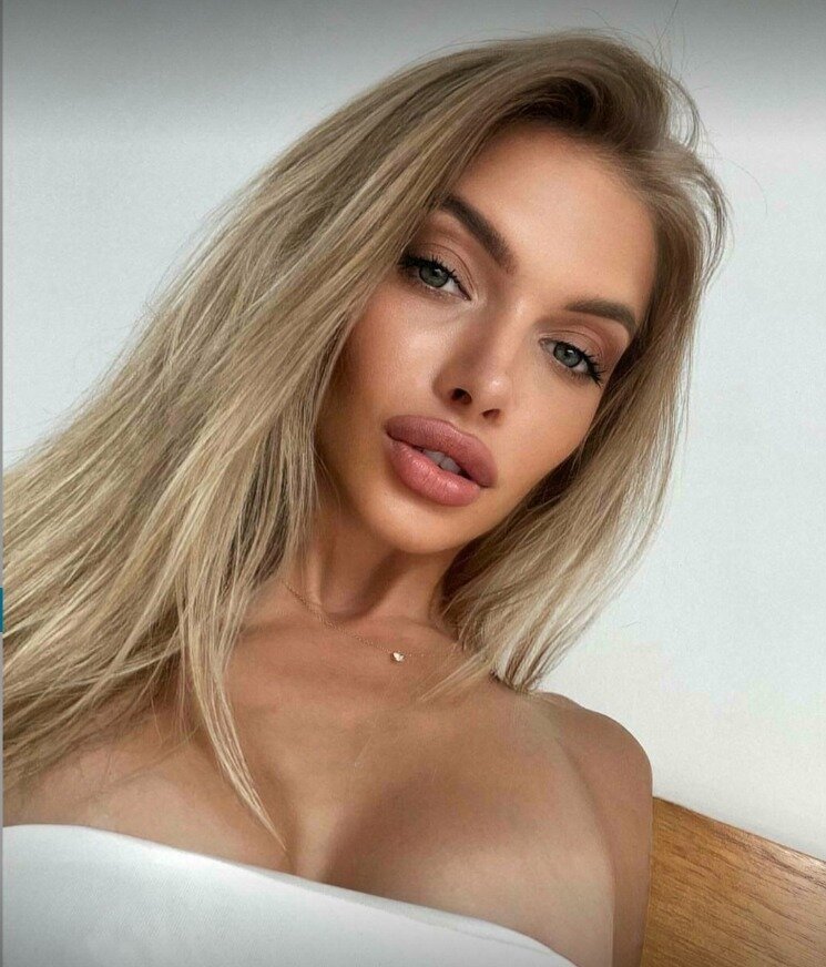 Lolllylu (@lollly_lu), OnlyFans creator