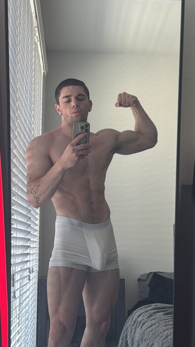 Longvip (@longvip), OnlyFans creator