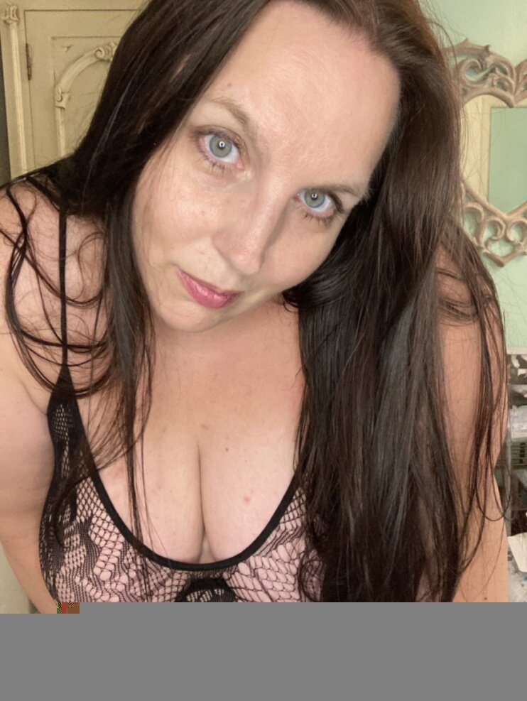 Loracakesbbw (@loracakesbbw), OnlyFans creator