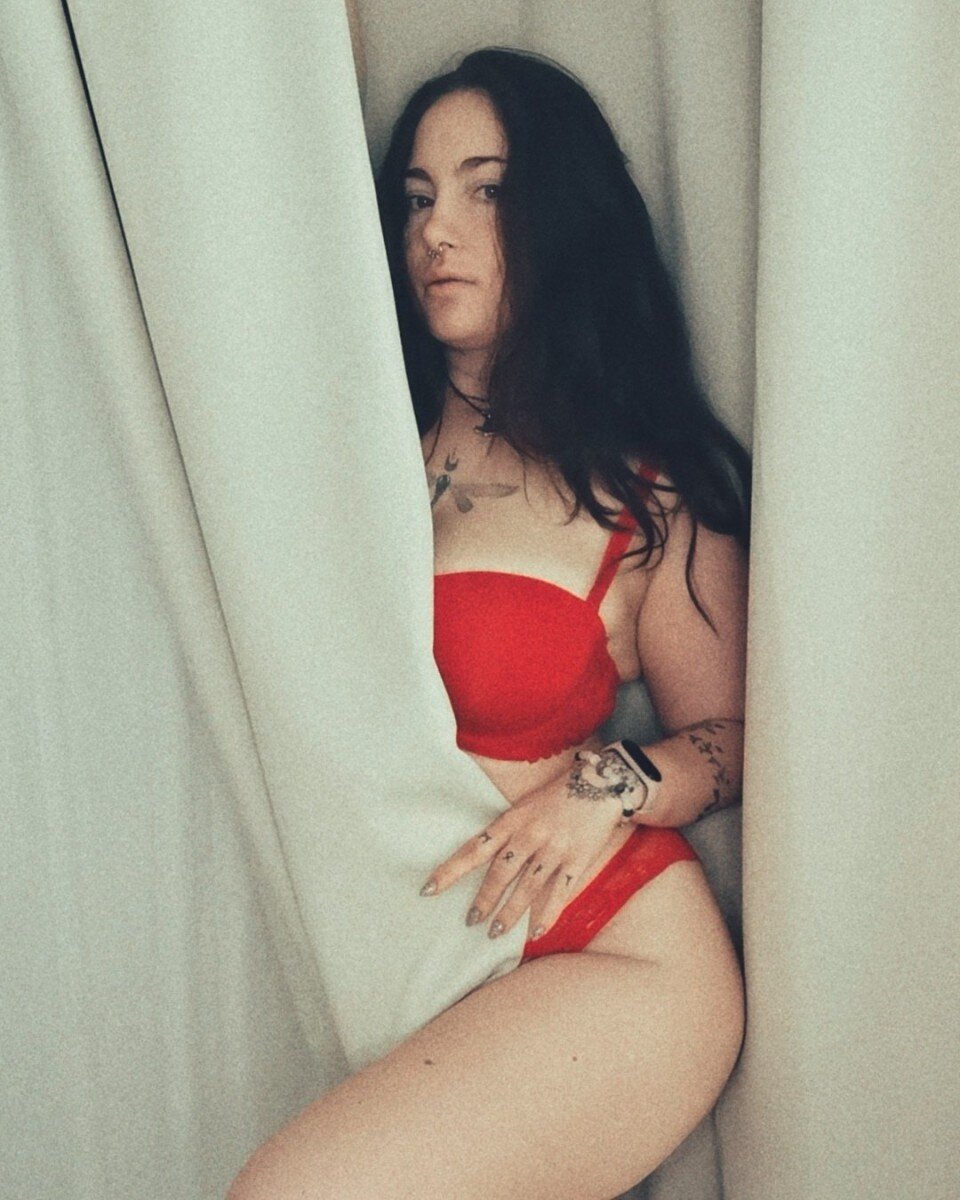 Lovablestarchild (@lovablestarchild), OnlyFans creator