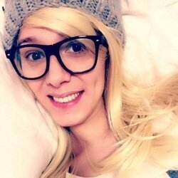 Loveliiewood (@loveliiewood), OnlyFans creator
