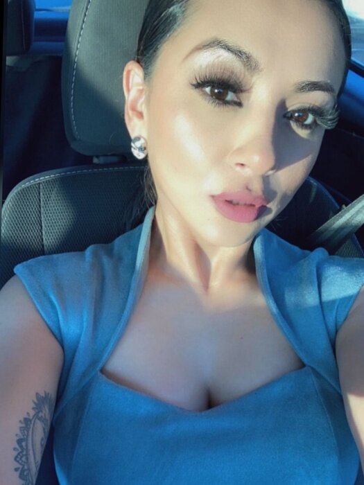Lovelyrosepetals (@lovely_rosepetals), OnlyFans creator
