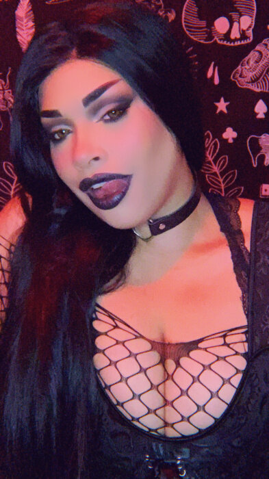 moxxi (@lovemoxximae), OnlyFans creator