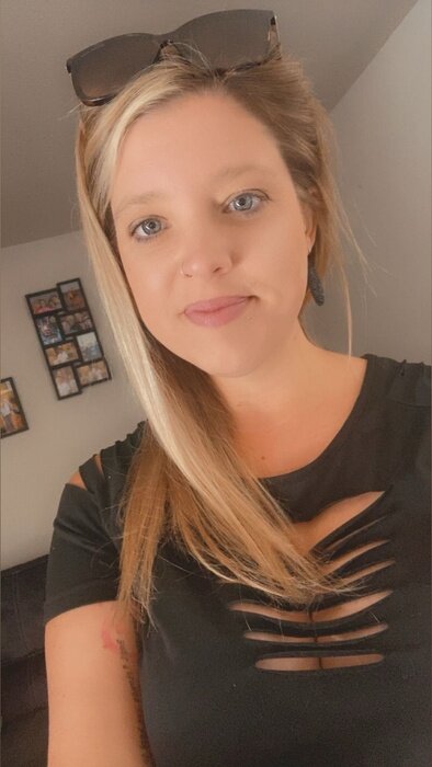 Lovergurl (@lovergurl), OnlyFans creator