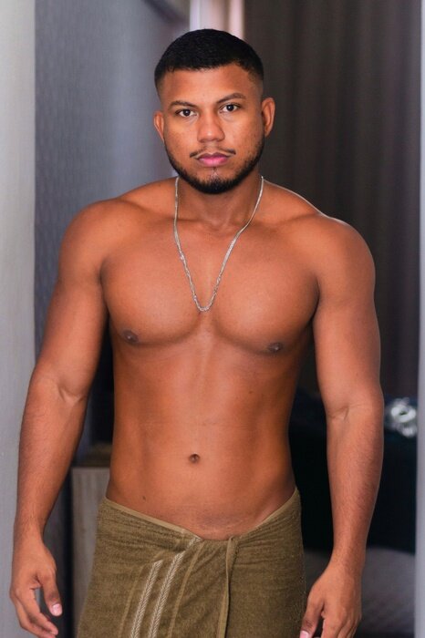 Lucamorettii (@lucamorettii), OnlyFans creator