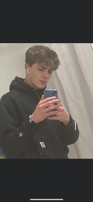 Lucaspiercexx (@lucaspiercexx), OnlyFans creator