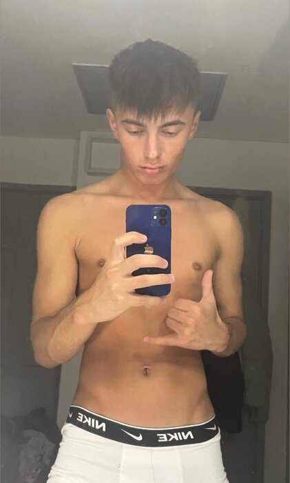 Luciancrowe (@luciancrowe), OnlyFans creator