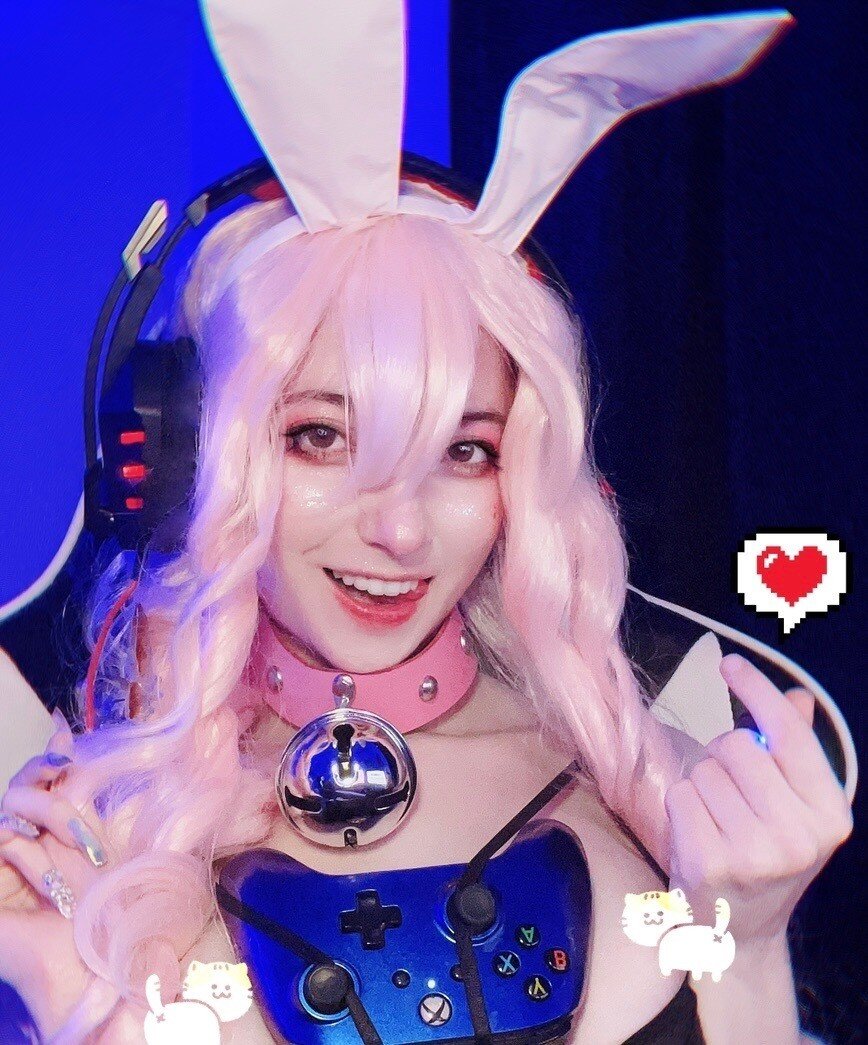Luckycatkira (@luckycatkira), OnlyFans creator