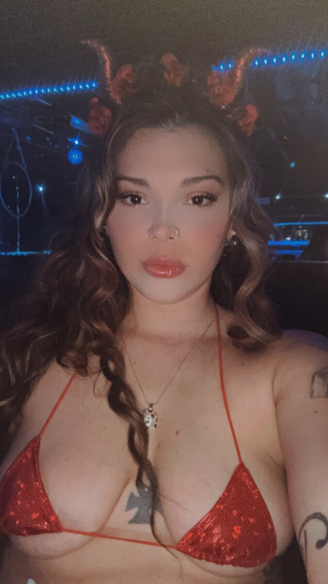 Lucylit (@lucy_lit), OnlyFans creator