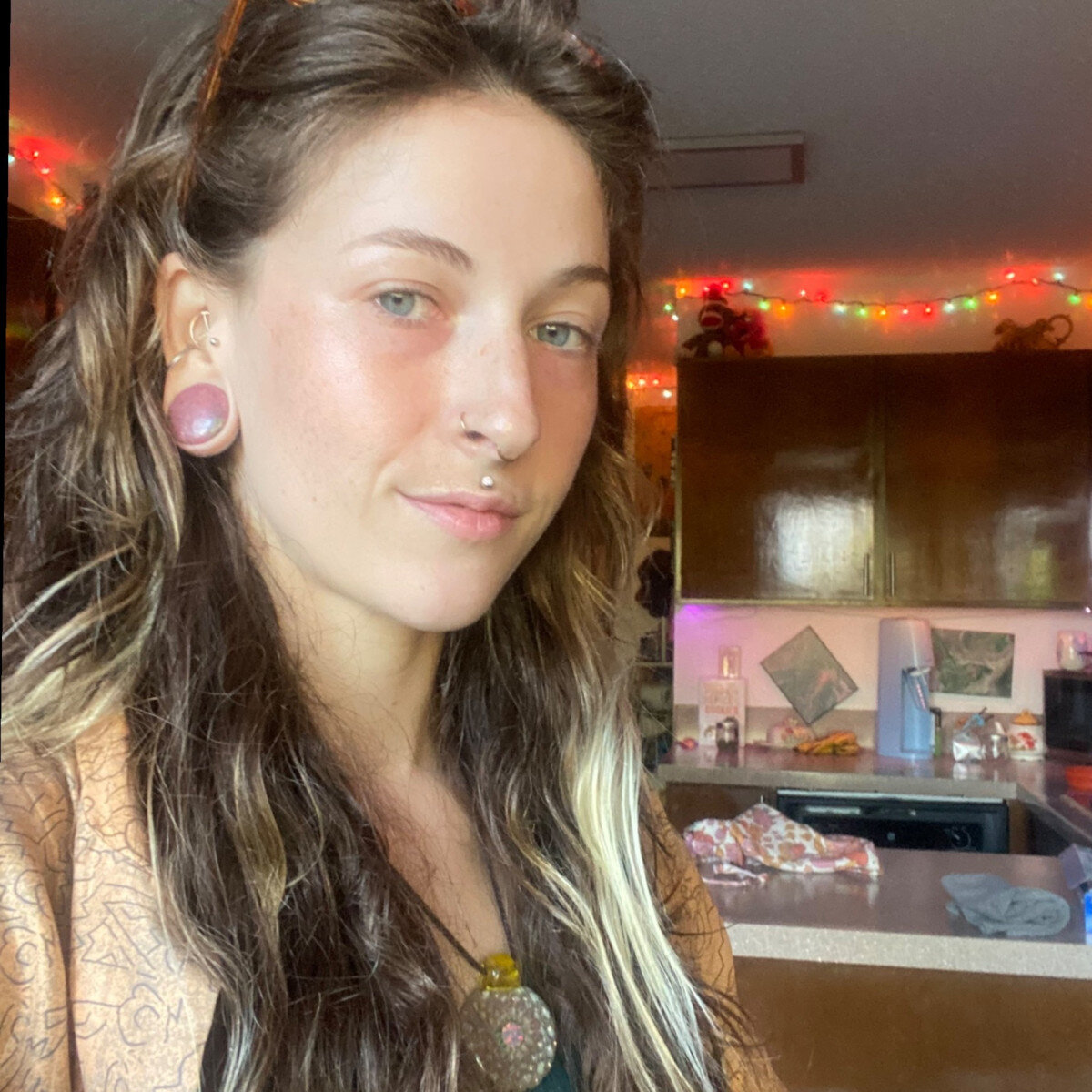 Lucyskyes (@lucyskyes), OnlyFans creator