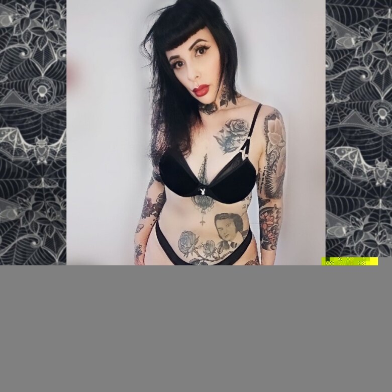 Lucyvampx (@lucyvampx), OnlyFans creator