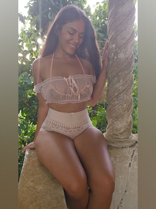 Lula787 (@lula787), OnlyFans creator