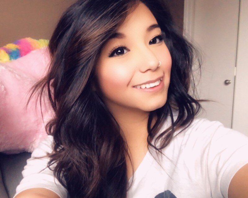 Lunaluv (@luna_luv), OnlyFans creator
