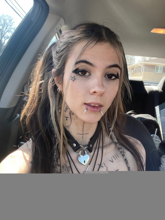 Lunabat69 (@lunabat69), OnlyFans creator