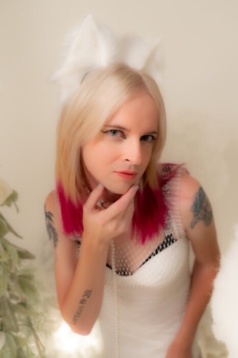 Lunakitten777 (@lunakitten777), OnlyFans creator