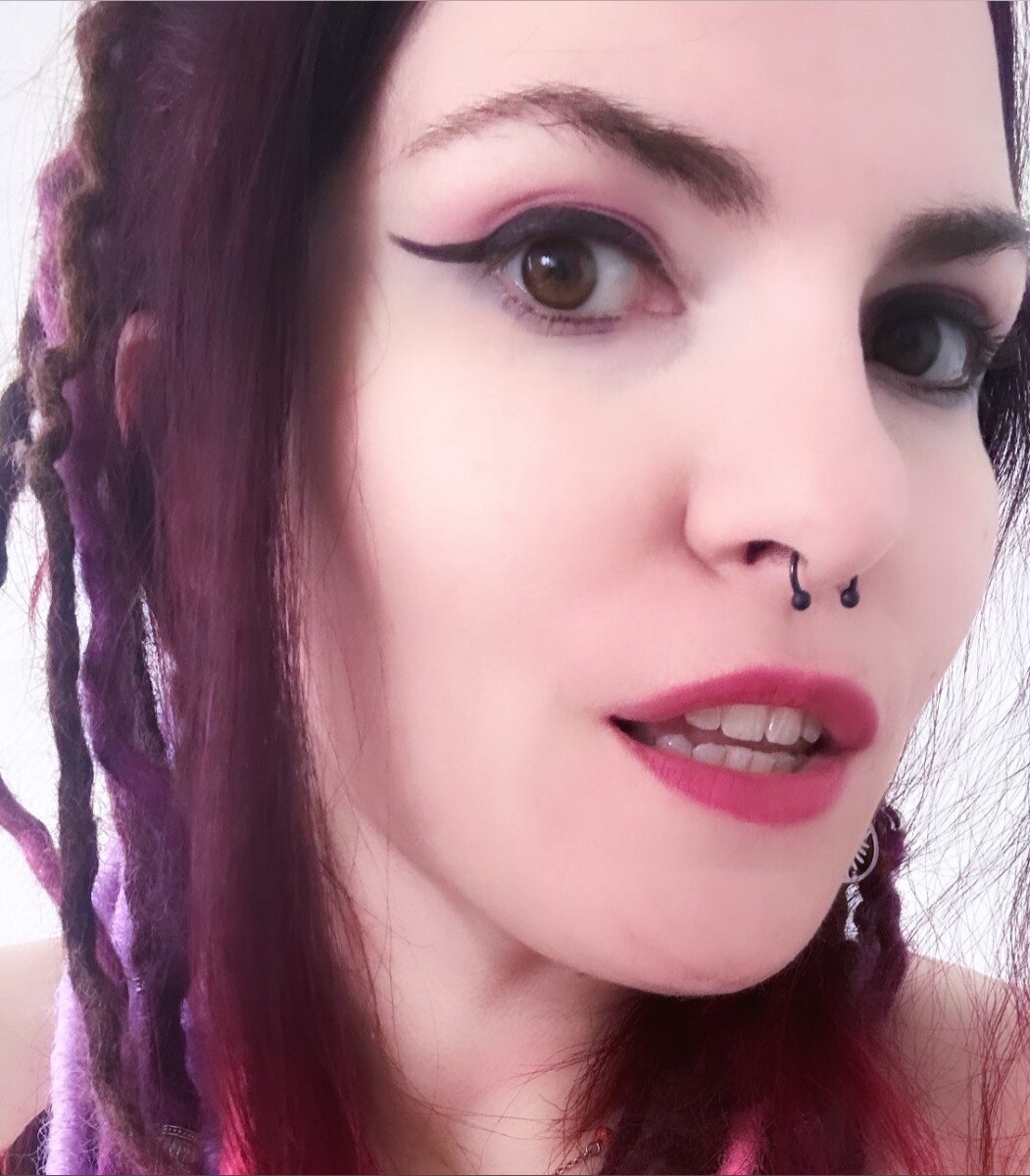 Lunamoongirl (@lunamoongirl), OnlyFans creator