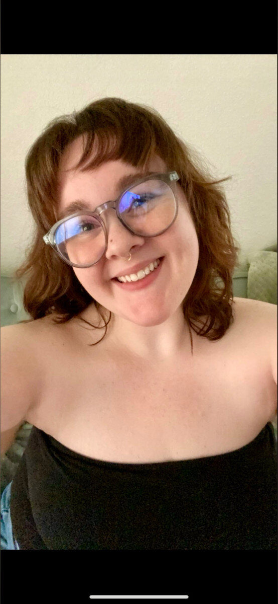 Lunamoonsya (@lunamoonsya), OnlyFans creator