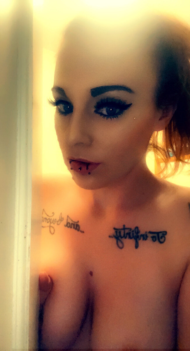 Lunar699 (@lunar699), OnlyFans creator