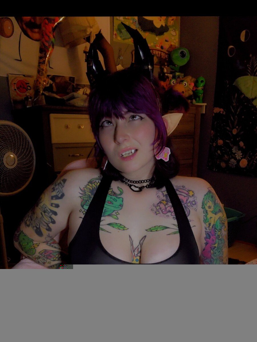 Lunarlilahrose (@lunar_lilah_rose), OnlyFans creator
