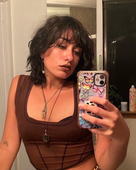 Lunarrainbow777 (@lunarrainbow777), OnlyFans creator