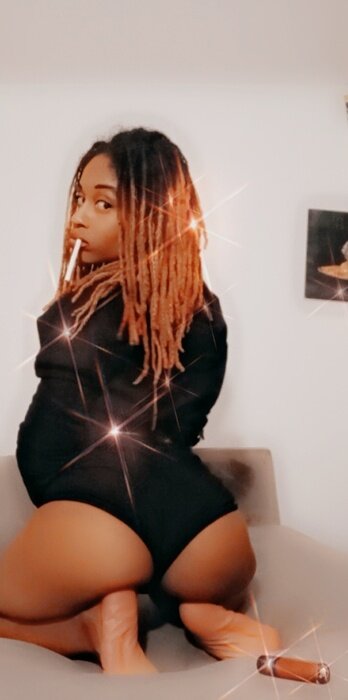 Lunazinnia (@lunazinnia), OnlyFans creator