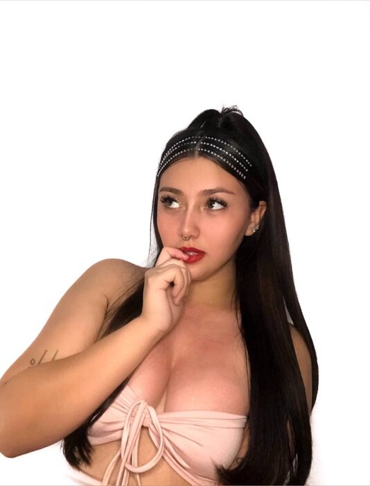 Lunitaloverr (@lunitaloverr), OnlyFans creator