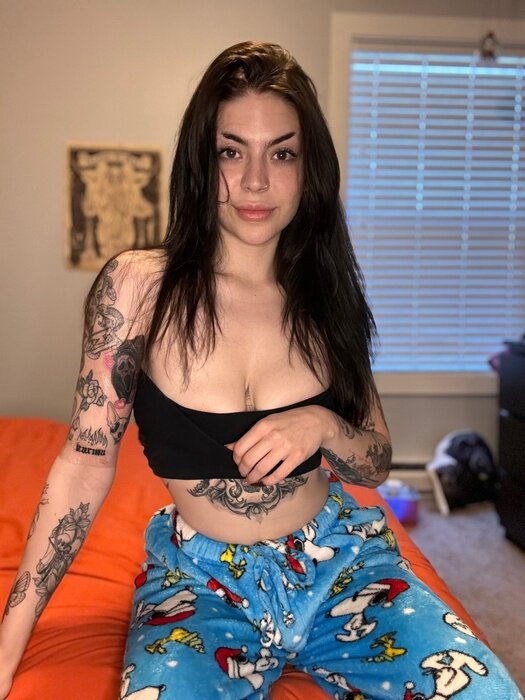 Lunxria (@lunxria), OnlyFans creator