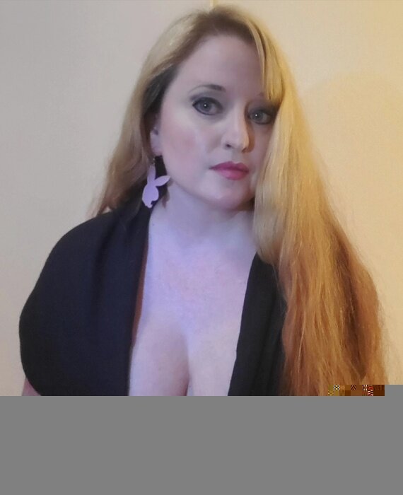 Lustylibrettolady (@lustylibrettolady), OnlyFans creator