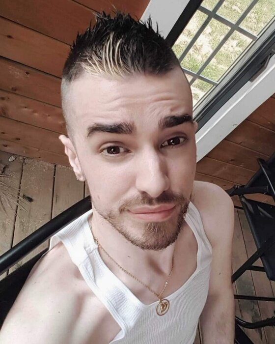 Luxurisfurry (@luxurisfurry), OnlyFans creator