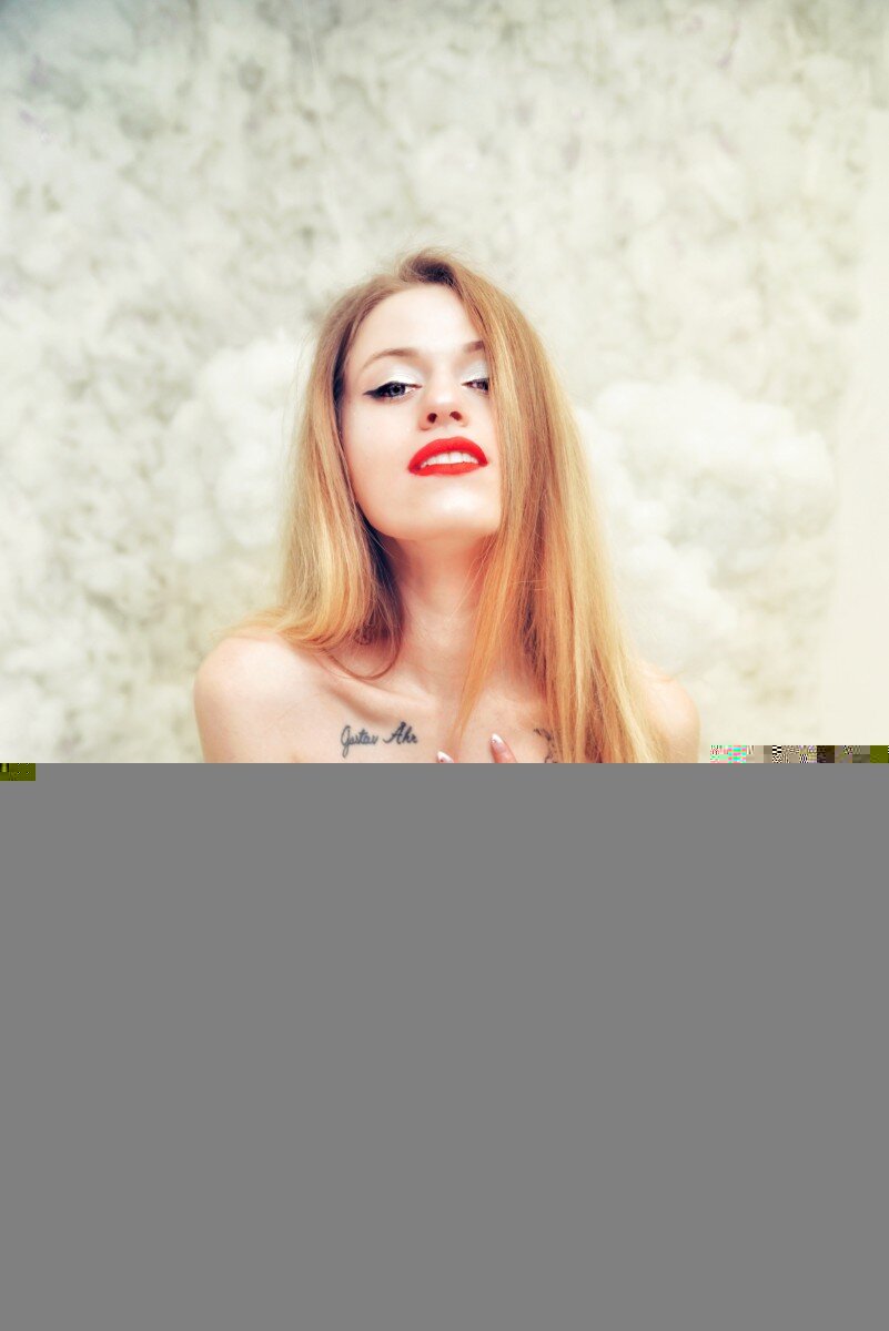 Luxxkittyx (@luxxkittyx), OnlyFans creator